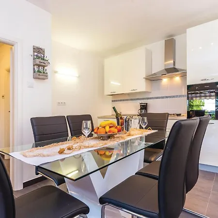 Beautiful In With House Sea View Jadranovo